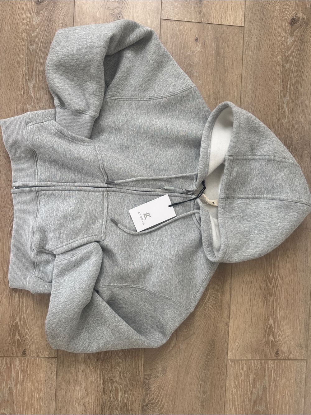 NWT‎ Kyodan Light Gray Full-Zip Cropped Hoodie